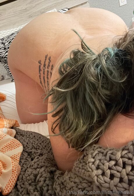 thick latina milf onlyfans hot sexy images