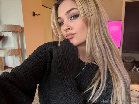 Lilymoontv hd pornstar picture