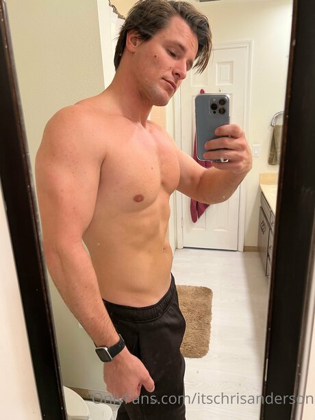 Itschrisanderson model perfect img