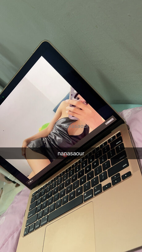 college girl onlyfans hot images