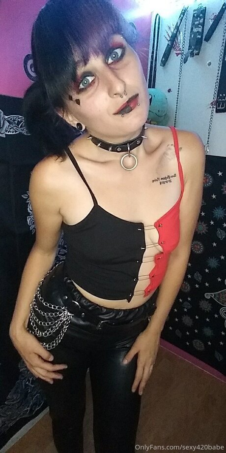 Sexy420babe pornstar erotic pic