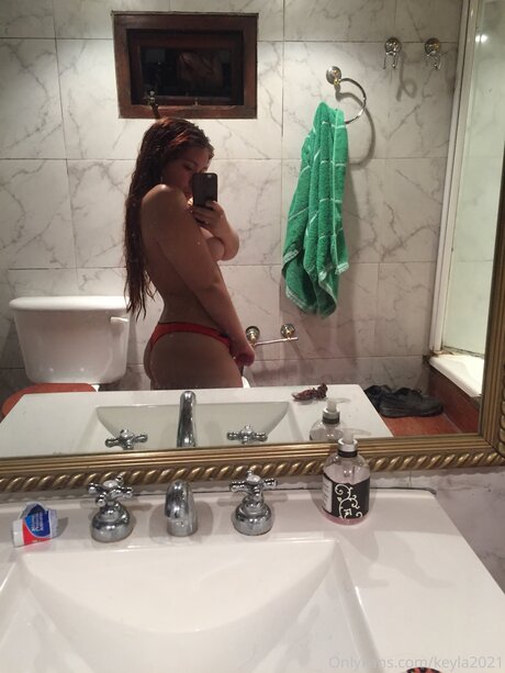 asian girlfriend onlyfans naked pictures