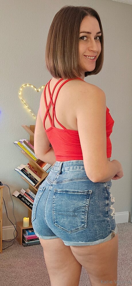 Katieverona star pretty pics