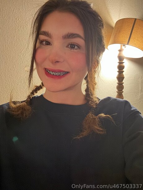 Skuishiiiposr high quality model images