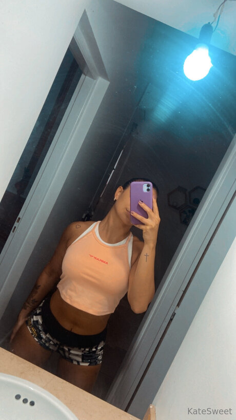 Katesweet22 model adult img
