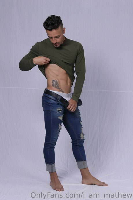 I Am Mathew xxx pornstar gallery