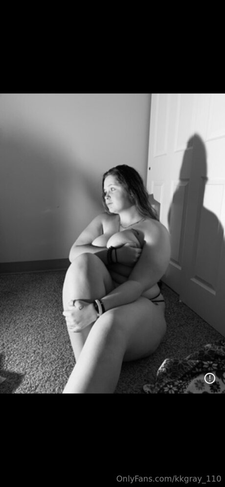 female influencer onlyfans perfect picture