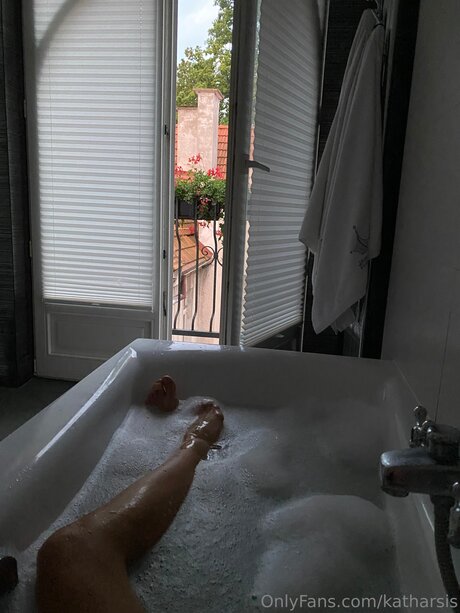 Katharsis art actress photo