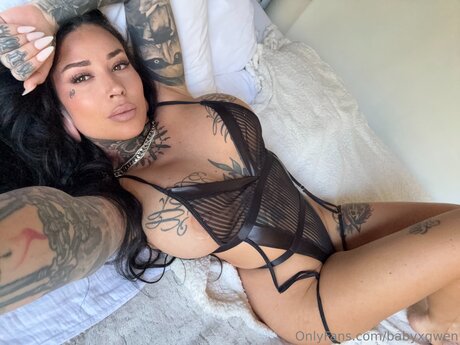 Babyxgwen pornographic model image