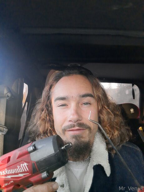 Mr Venus pretty star images