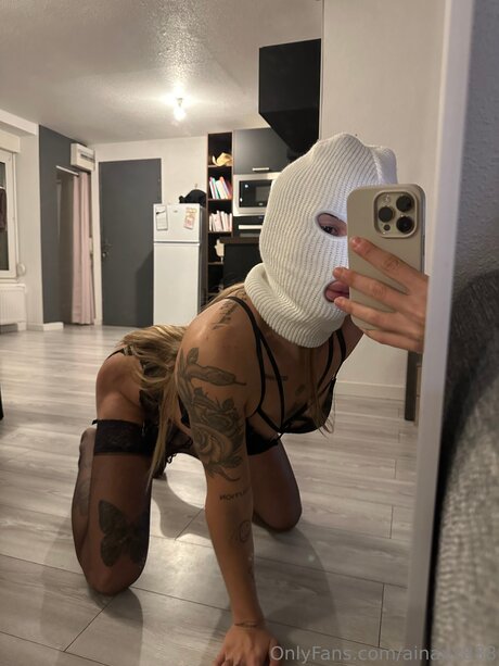 Ainaxx888 best model picture