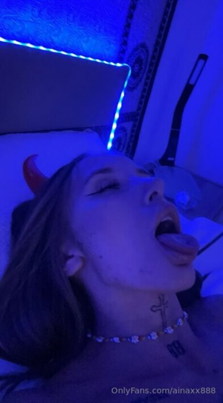 Ainaxx888 Profile