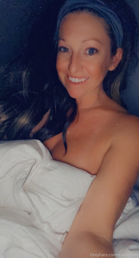 asian influencer onlyfans beautiful photo