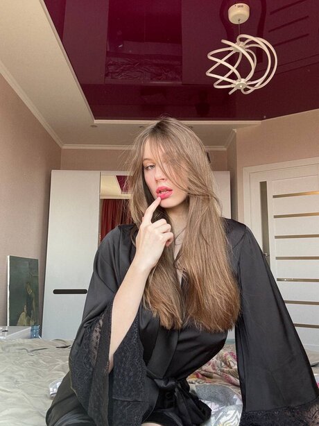 Inlikoris sex model img