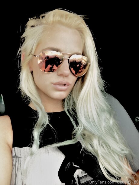 U28167180 exclusive model img