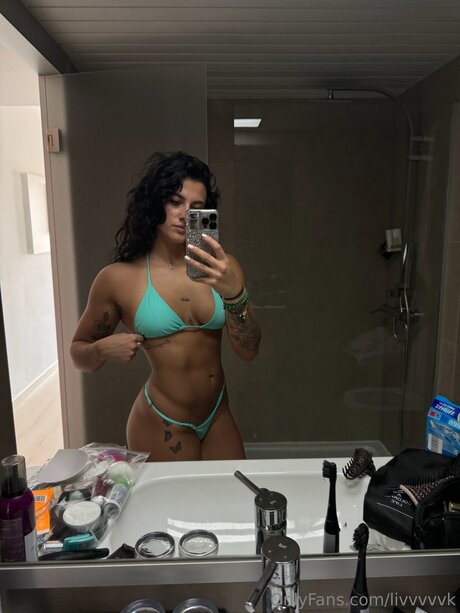 Livvvvvk star exclusive images