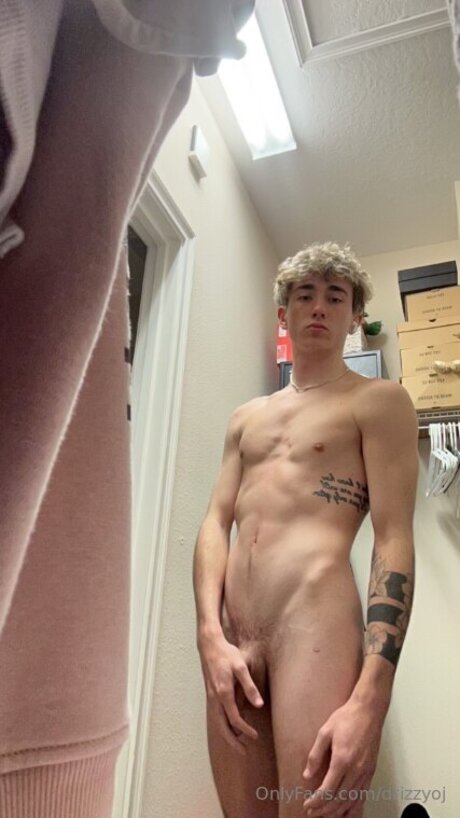 huge tits milf onlyfans pornographic images