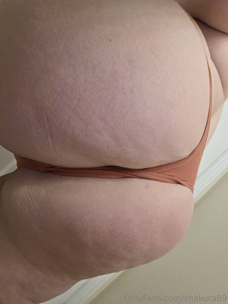 Shakura89 model nudes pictures