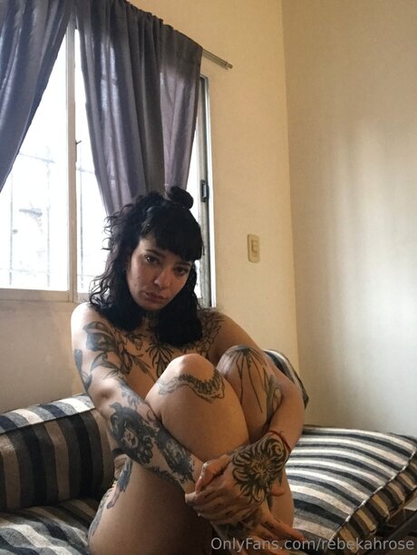 Rebekahrose sex model gallery