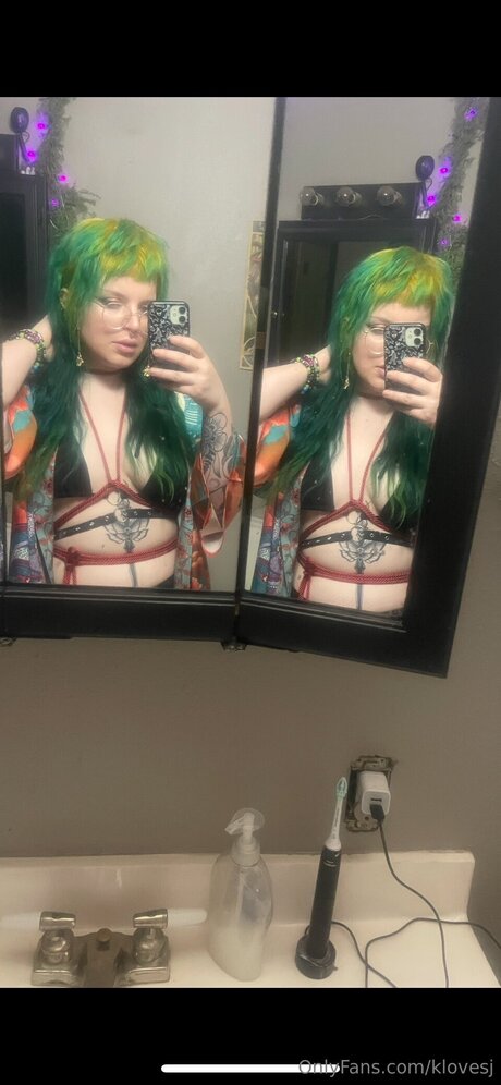 Klovesj porn actress image