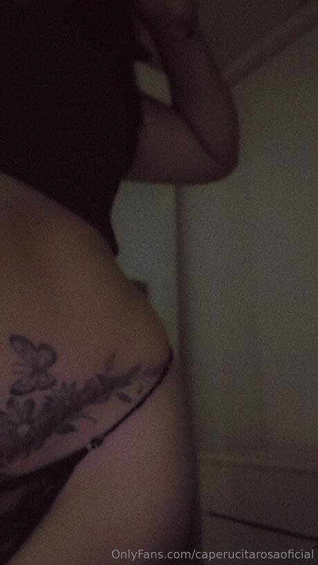 Caperucitarosaof model porn pictures