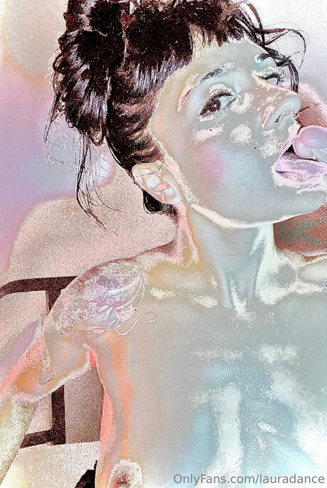 Lauradance naked star gallery