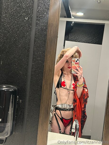 blonde muscle onlyfans hot porn photos