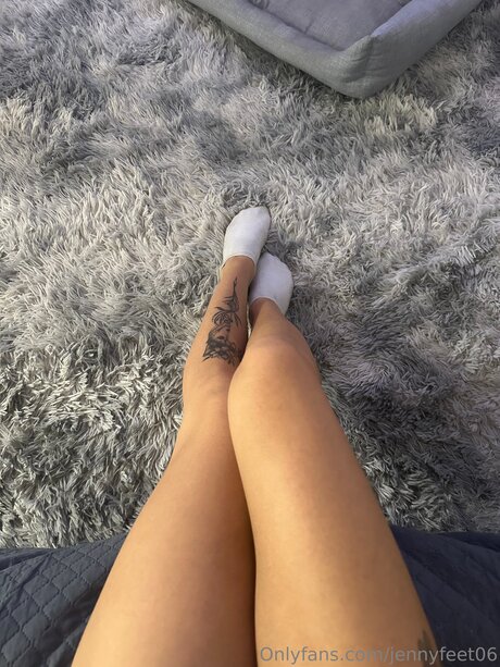 Jennyfeet06 nude model pictures