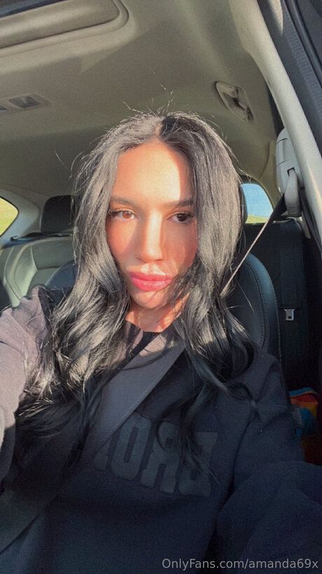 Amanda69x hot pornstar pics