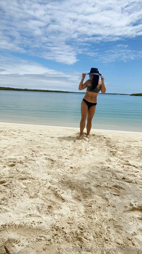 Annathedentist naked model image