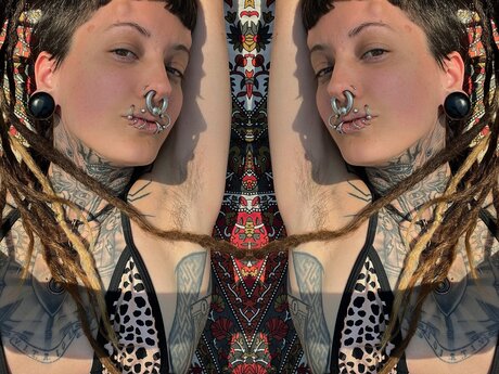 Iam Cmapd nude star photos