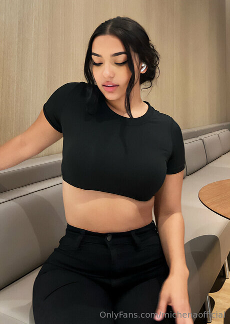 Michenao pornstar image