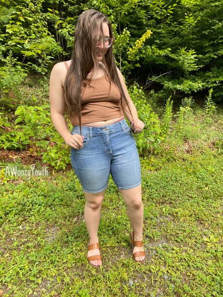 Woozyunlocked nudes model img