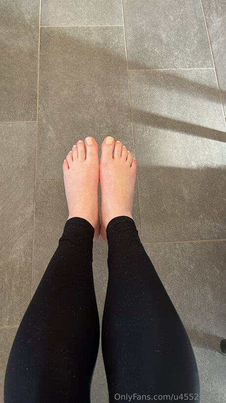 U455278272 erotic actress gallery