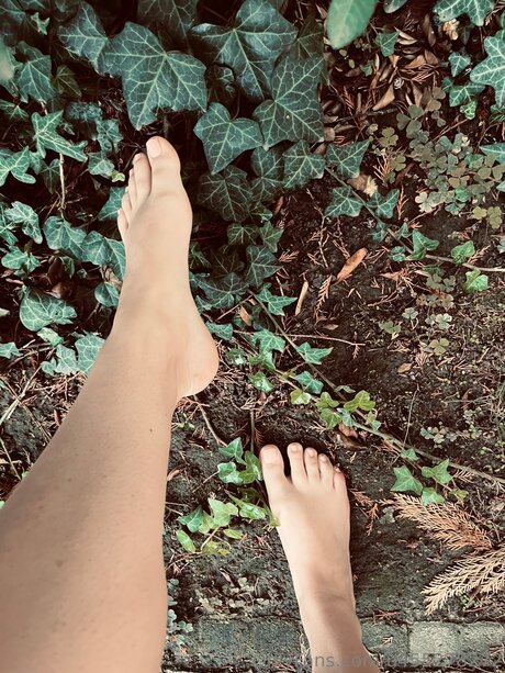 U455278272 beautiful actress picture