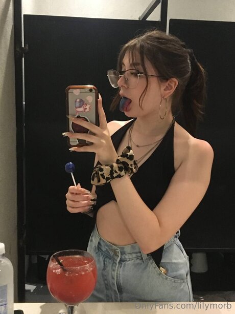 Lilymorb nice model photo