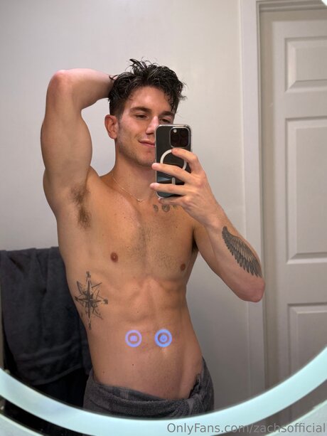 Zachsofficial nude star archive