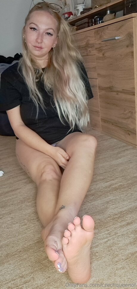 Czechqueenof star nude pic