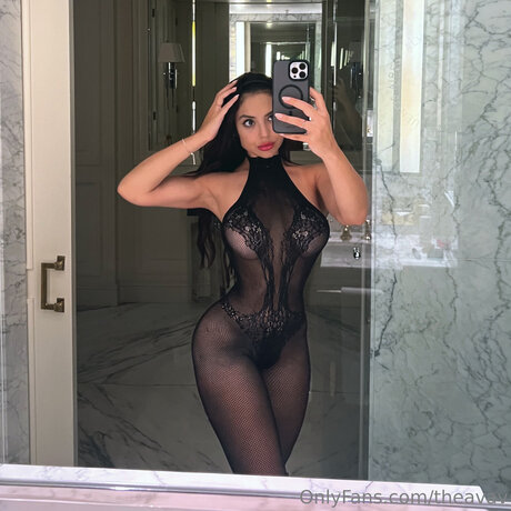 body onlyfans beautiful porn archive