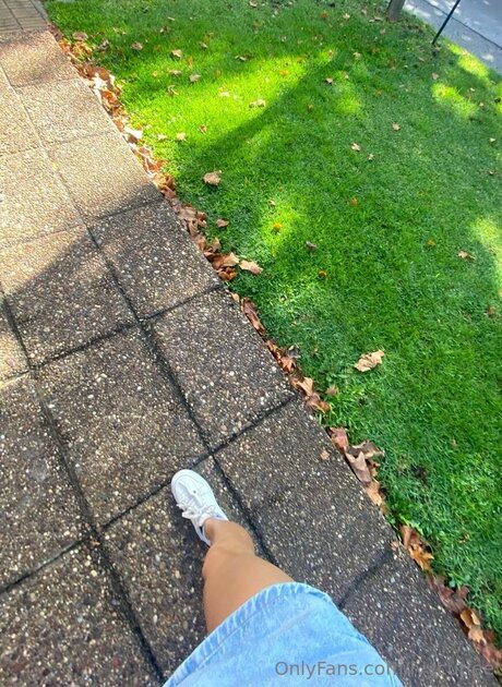 Ivycutiee erotic actress img