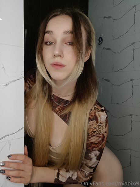 Miapixel model sex img