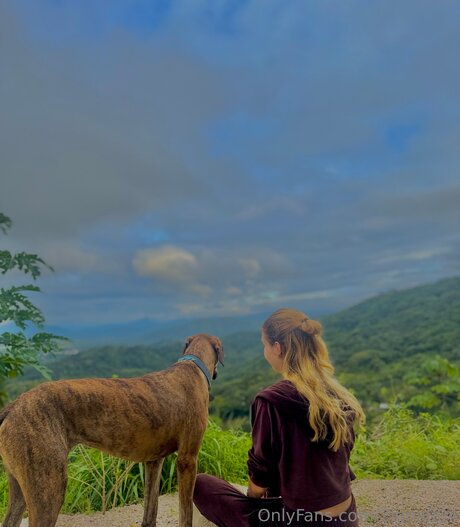 2luna004 star top pic