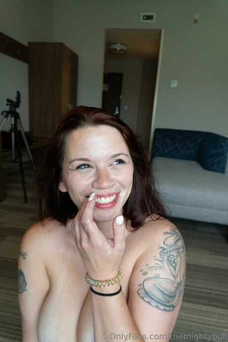 Themightybull star naked pic