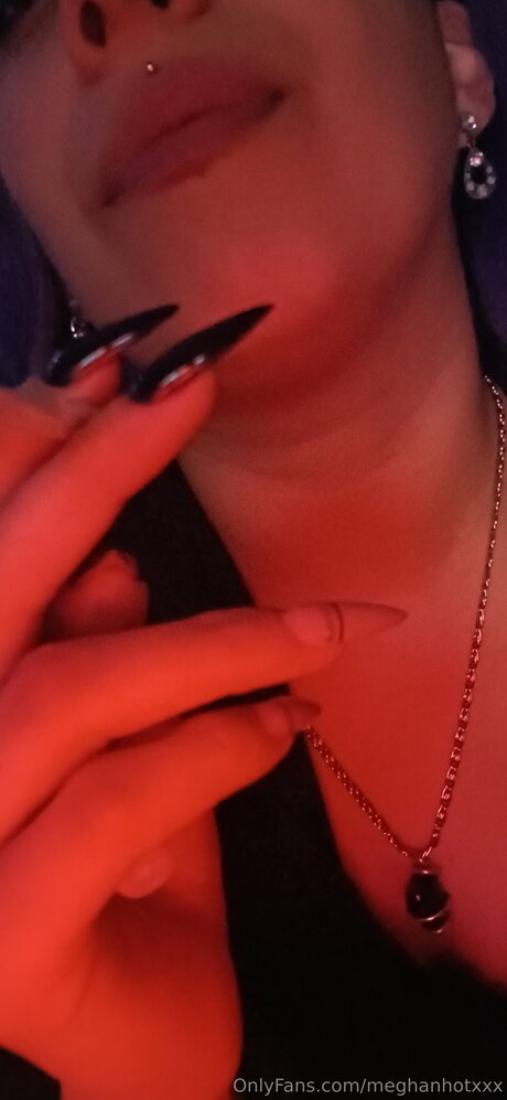 Meghanhotxxx Images