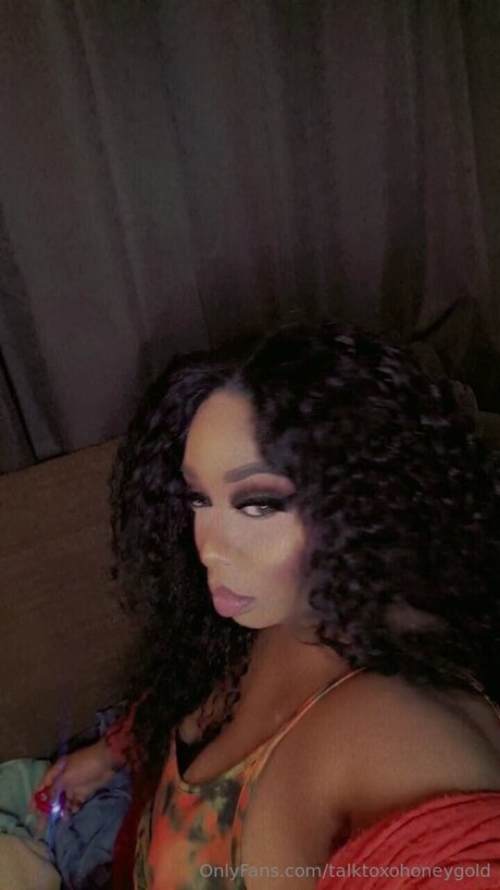 Talktoxohoneygold perfect model images