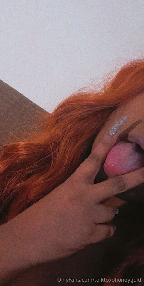 Talktoxohoneygold nice pornstar images