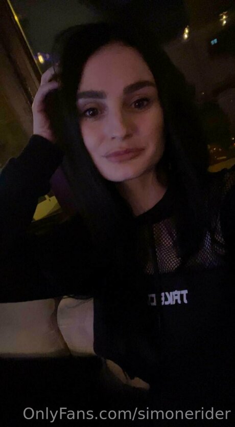 Simonerider hot actress pictures