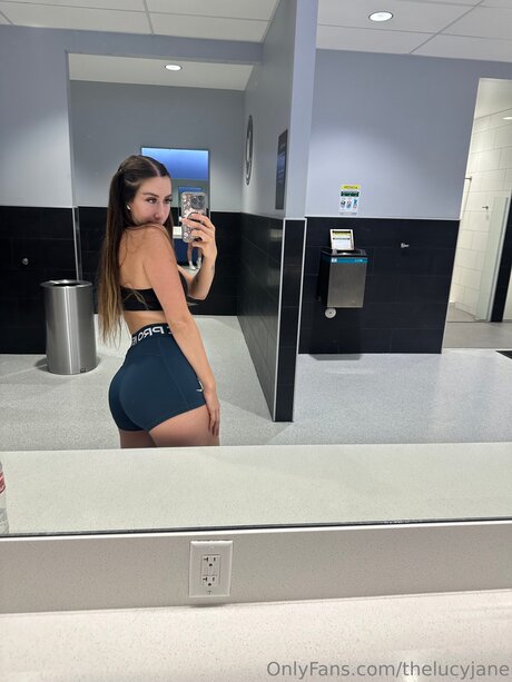 Thelucyjane hot actress images