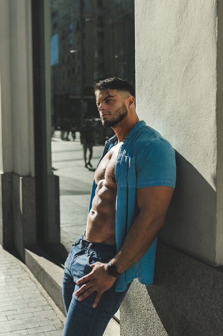 Axelrockham model xxx photos