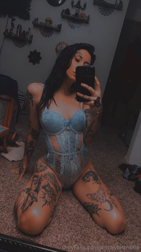 Witchybitch666 adult model archive